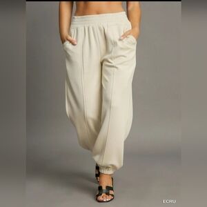 Umgee Cream Relaxed Joggers